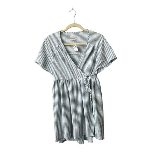 Urban Outfitters Dress Womens Small Alice Mini Wrap Blue White Seersucker Boho - Picture 1 of 11